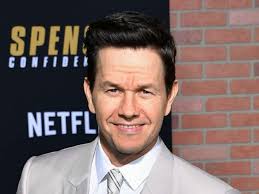 American actor mark wahlberg is one of a handful of respected entertainers who successfully made the transition from teen pop idol to acclaimed actor. Mark Wahlberg Shows Off His 20 Pound Weight Gain For Movie Role Abc News