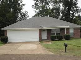 1 houses for by owner in byram ms