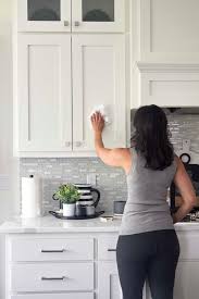 how to clean kitchen cabinets the