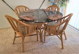 Round Cane And Glass Patio Table W 4 Chairs