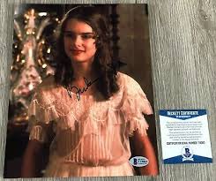 Garry gross, richard prince and the story behind the brooke shields photograph. Brooke Shields Signed Autographed 8x10 Photograph Card Stock Coa Blue Lagoon 59 99 Picclick