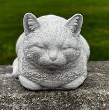 Cat Statue For Garden Decoration