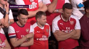 The perfect telecommande arsenal om animated gif for your conversation. Angry Arsenal Fan Gifs Get The Best Gif On Giphy
