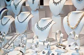 how to value a jewelry peak
