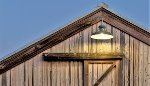 6 best solar powered barn lights