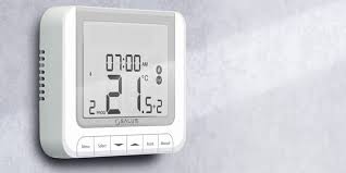 Esrtp6whw 6 series wifi wireless programmable room thermostat · esrtp5 5 series programmable room thermostat. Salus Launches New Rt520 Series So Installers Can Be Boiler Plus Compliant Without Fitting Smart Controls Installer Online