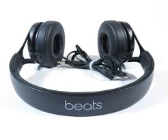 beats by dr dre ep ml992zm a wired on