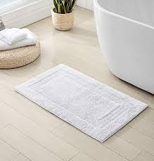 tommy bahama bathmat rug and toilet