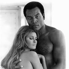 when jim brown and raquel welch crossed