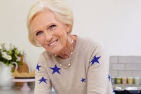 Mary berry, breaking news, photos, comments, social media posts on this topic. Mary Berry S Recipes For Christmas Dinner Trimmings From Turkey Gravy To Homemade Stuffing And Roast Parsnips Mirror Online