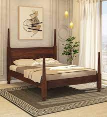 Realyn Solid Wood Queen Size Poster Bed