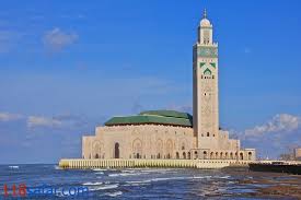 Image result for ‫زیباترین مساجد جهان:از مسجد کریستالی تا کف شیشه ای‬‎