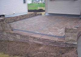 Raised Patio With Retaining Wall Blocks