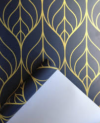 stylized leaves gold on navy