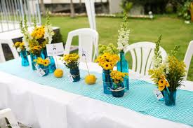 Outra ideia moderna e simples de decoração de mesa para casamento durante o dia. Decoracao De Casamento Azul E Combinacoes Noivas Do Rj