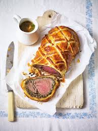 Although yorkshire puddings are traditionally served with roast beef, many families choose to serve them alongside their christmas dinner. 8 Delicious Non Traditional Christmas Dinner Ideas