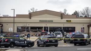Authorities didn't give any more details on the shooting or provide a possible people being evacuated from the king soopers grocery store in boulder, colorado during the. Ki4ckitiu3udim