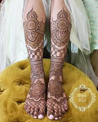 Meghnad jagdishchandra desai, lord desai (born 10 july 1940), is a british economist and former labour politician. 25 Fresh Stunning Foot Mehndi Designs For The Modern Brides Shaadisaga
