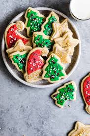 For even more christmas cookie inspiration, try these snowball cookies, thumbprint cookies, and linzer cookies recipes. Gluten Free Sugar Cookies With Easy Icing Snixy Kitchen