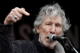 Buy tickets for roger waters concerts 2022 at staples center. Roger Waters Of Pink Floyd Joins Assange Supporters In London Protest March Reuters Com