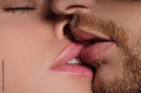 kiss women and men lips couple