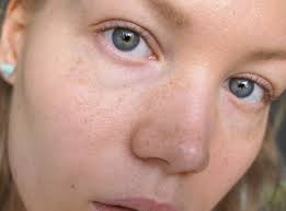 natural looking fake freckles with makeup