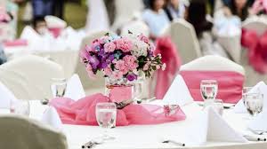 Partydeko in gold, weiß und rosa. Tischdekoration Selber Machen Ideen Fur Die Hochzeit