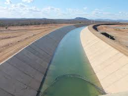 Resultado de imagem para Foto de um trecho da transposição das águas do Rio São Francisco