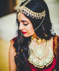 gorgeous indian bride in red witty vows