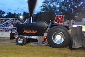 sanctioned tractor pulls and farm