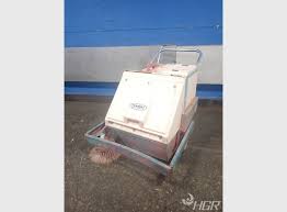used tennant tennant floor scrubber