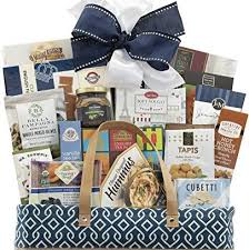 See more ideas about bbq gift basket, bbq gifts, raffle baskets. 15 Best Gift Baskets For Men Men S Holiday Gift Basket Ideas