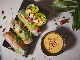 rice paper rolls with satay sauce