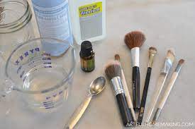 homemade natural makeup brush cleaner