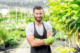 how to hire a gardener 5 things to