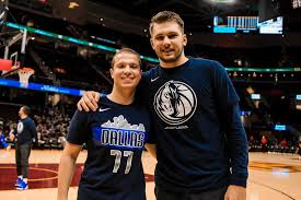 Born february 28, 1999) is a slovenian professional basketball player for the dallas mavericks of the national basketball association (nba). Mavs Luka Doncic Forms Special Bond With Slovenian Fan Diagnosed With Non Hodgkin S Lymphoma
