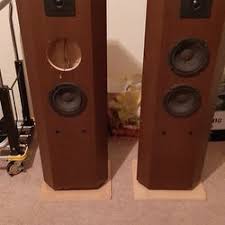 advent tower speakers in