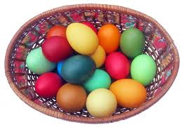 Kolorowe jajka na Wielkanoc bez użycia barwników z marketu