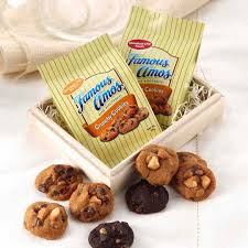 snack pack 25g x 60 packets famous amos