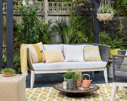 Cleaning Outdoor Furniture Cushions