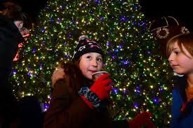 Stew leonard's hosts 2018 christmas tree lighting in norwalk. Photos Stew Leonard S Holds Annual Tree Lighting In Norwalk Ctinsider Com