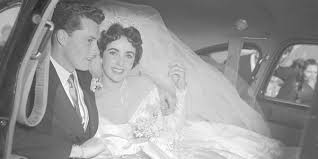 Frank sinatra is 'possibly' the father of her son with woody allen. Our Favorite Vintage Pics Of Celebrity Wedding Dresses It S Rosy