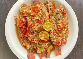 Resep pecak ikan ini dibuat dengan ikan nila, tetapi bisa juga dengan ikan lainnya seperti ikan mas, ikan bandeng, ikan lele dll.makanan ini adalah makan kha. Resep Pecak Ikan Nila Anti Gagal