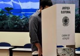 Resultado de imagem para Eleitor que nÃ£o votou no primeiro turno deve ir Ã s urnas no domingo
