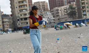 egyptians clean up alexandria beaches