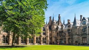 Глазго — крупнейший город шотландии и четвертый по численности населения в великобритании. Glasgow University Paid Millions By Slave Traders Scotland The Times