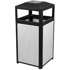 trash can for patio and garden review