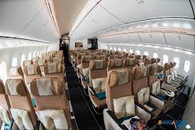 a photo tour of etihad s new boeing 787