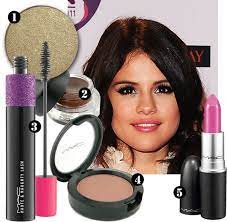 get selena gomez s mtv ema look