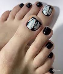 black and white toe nail designs 14